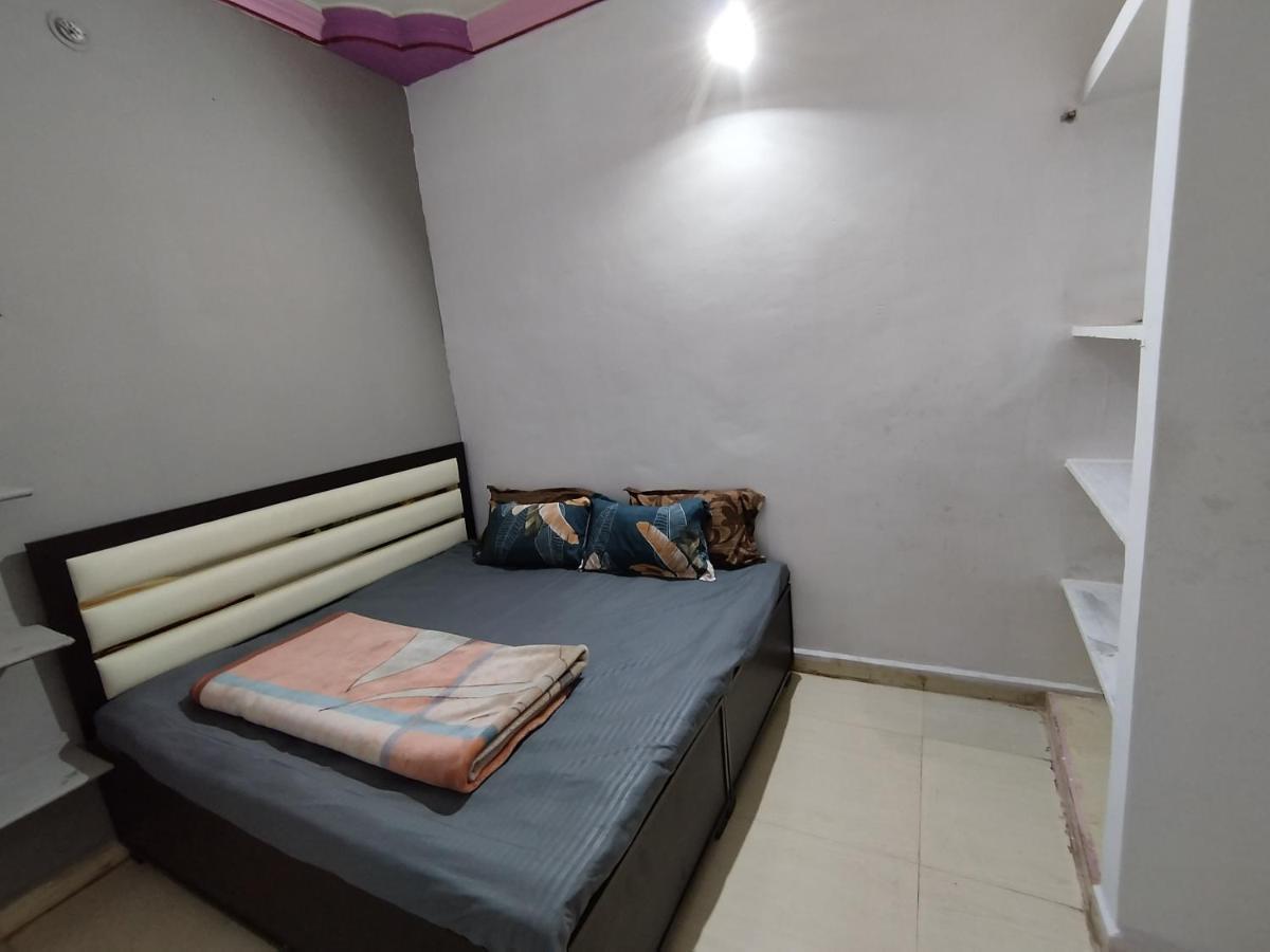 Kalpeshwar Homestay Ujjain Buitenkant foto