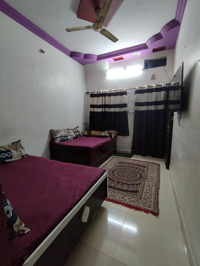 Kalpeshwar Homestay Ujjain Buitenkant foto